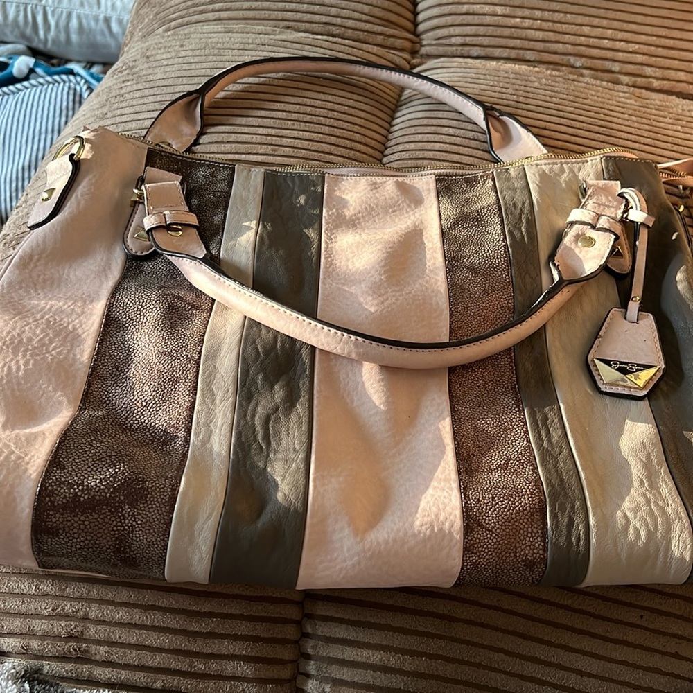 Jessica Simpson bag